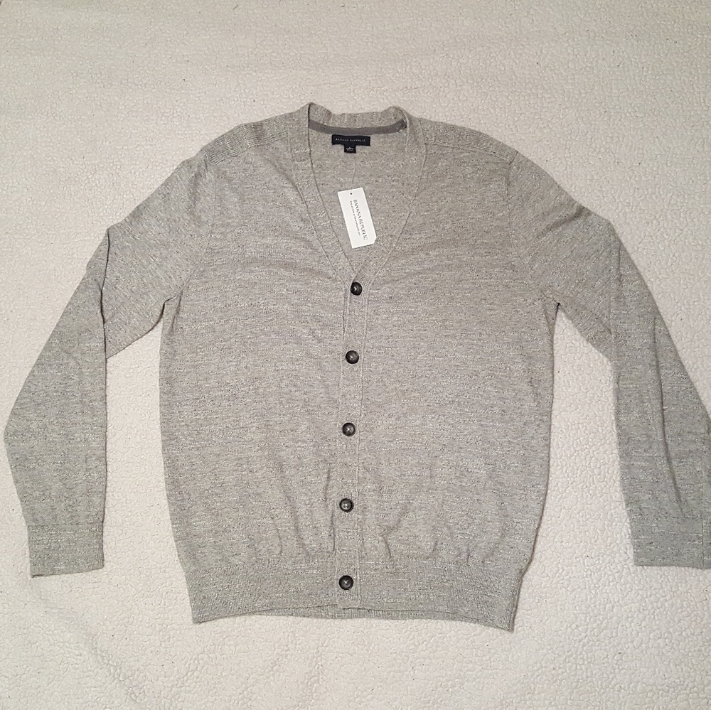 Banana Republic Mens Cardigan NWT